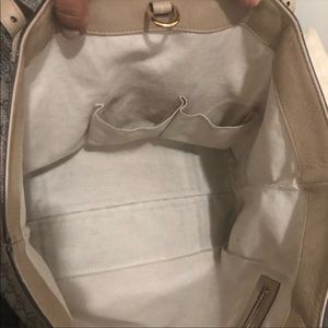 Additional photos Gucci tote